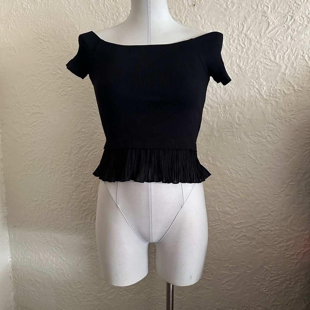 Zara Black Pleated Ribbed Off The Shoulders Accordion Pleat Trim Top Shirt Small